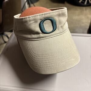 Oregon Ducks Nike Adjustable Visor Hat Cap Tan Unisex 1 Size. Nice Condition!